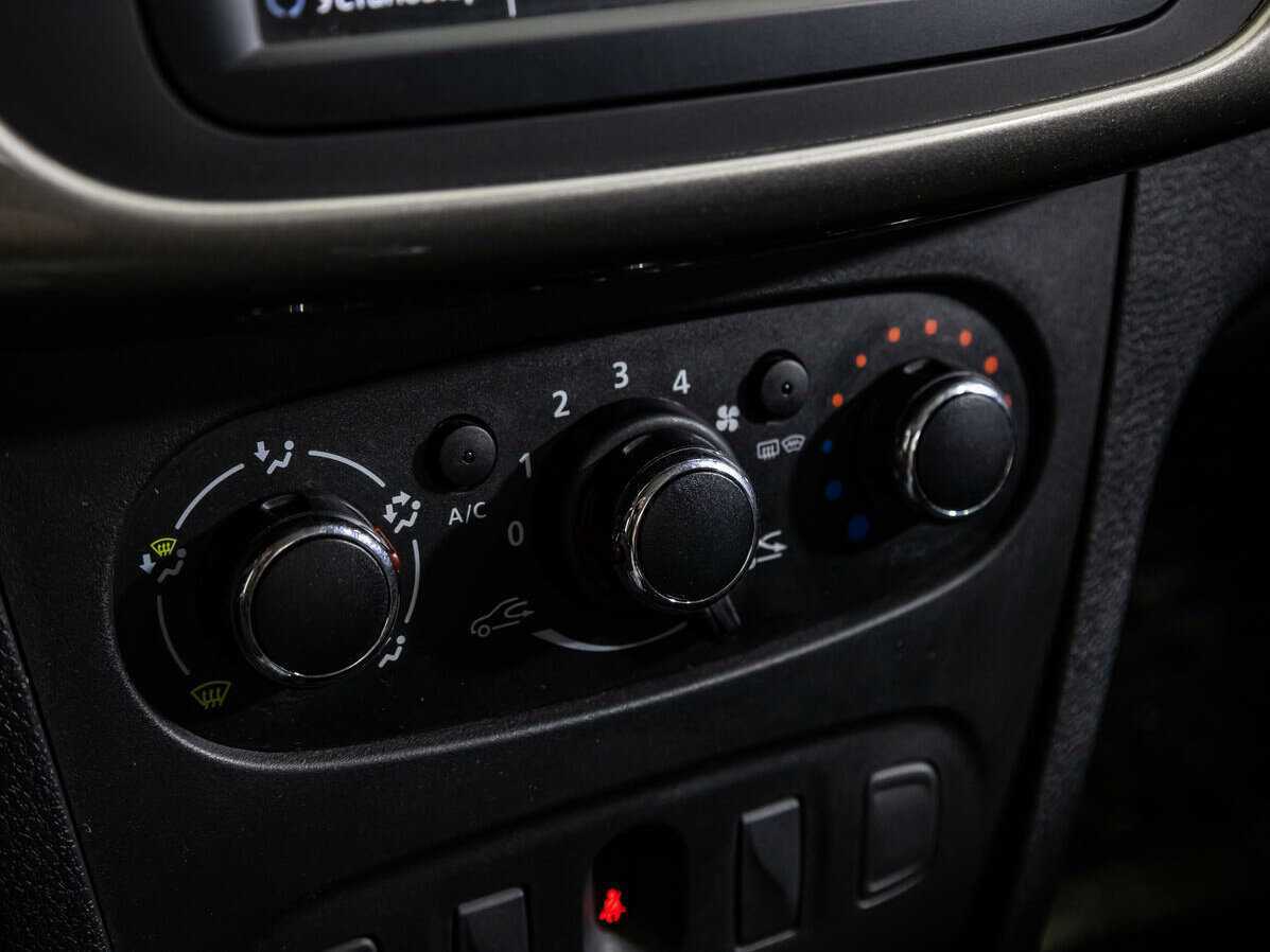 Купить Renault Logan, 2019, 33 406 км, фото №16