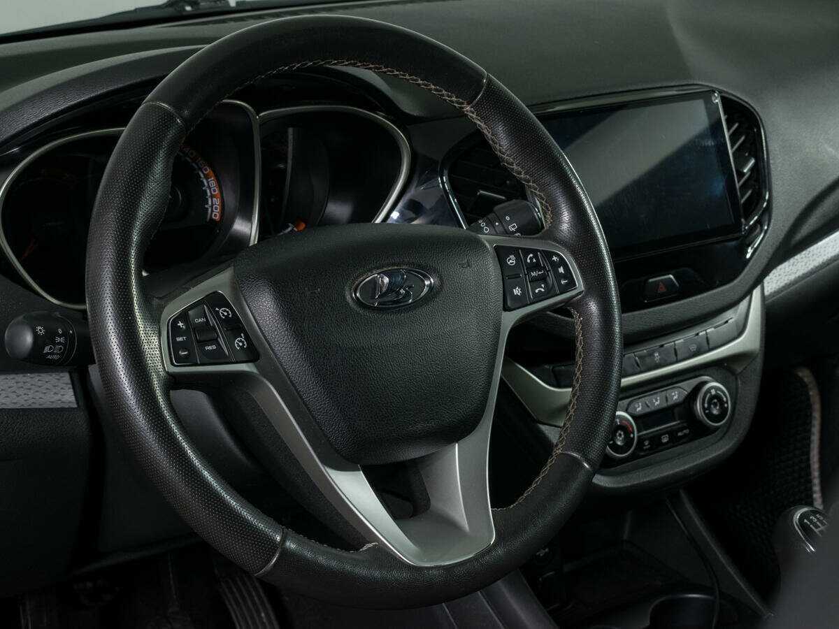 Купить Lada (ВАЗ) Vesta SW Cross, 2020, 131 780 км, фото №11