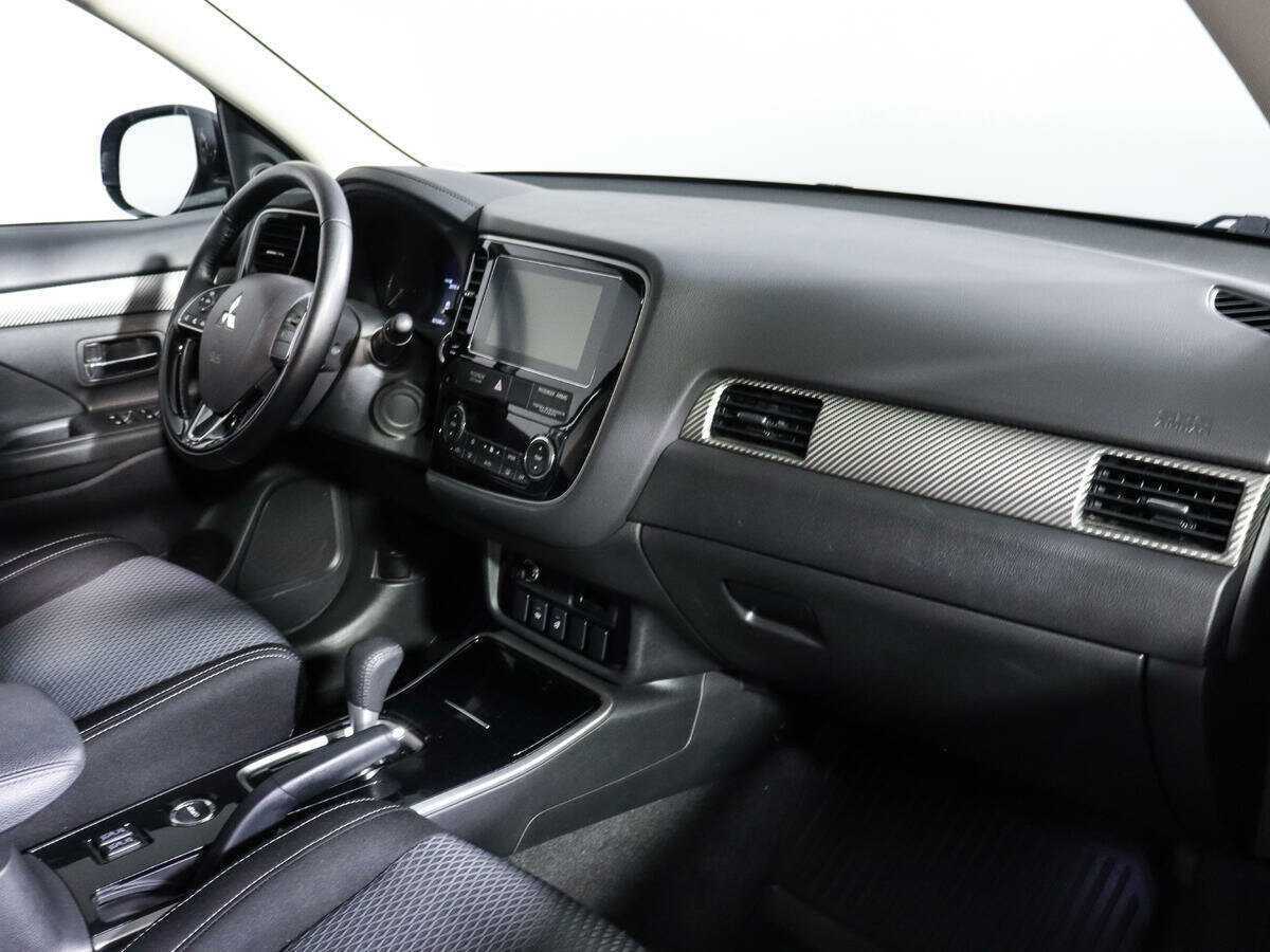 Купить Mitsubishi Outlander, 2018, 32 000 км, фото №7