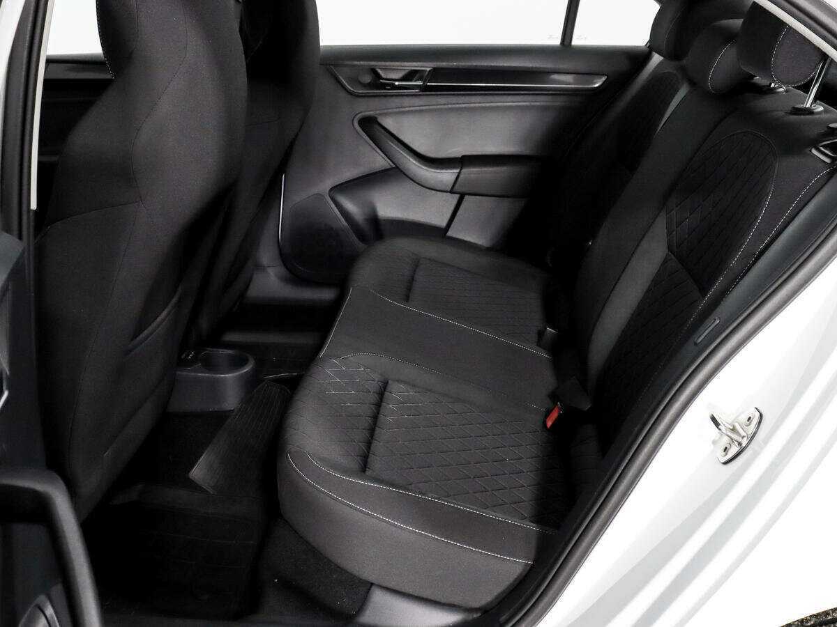Купить Skoda Rapid, 2020, 120 000 км, фото №10