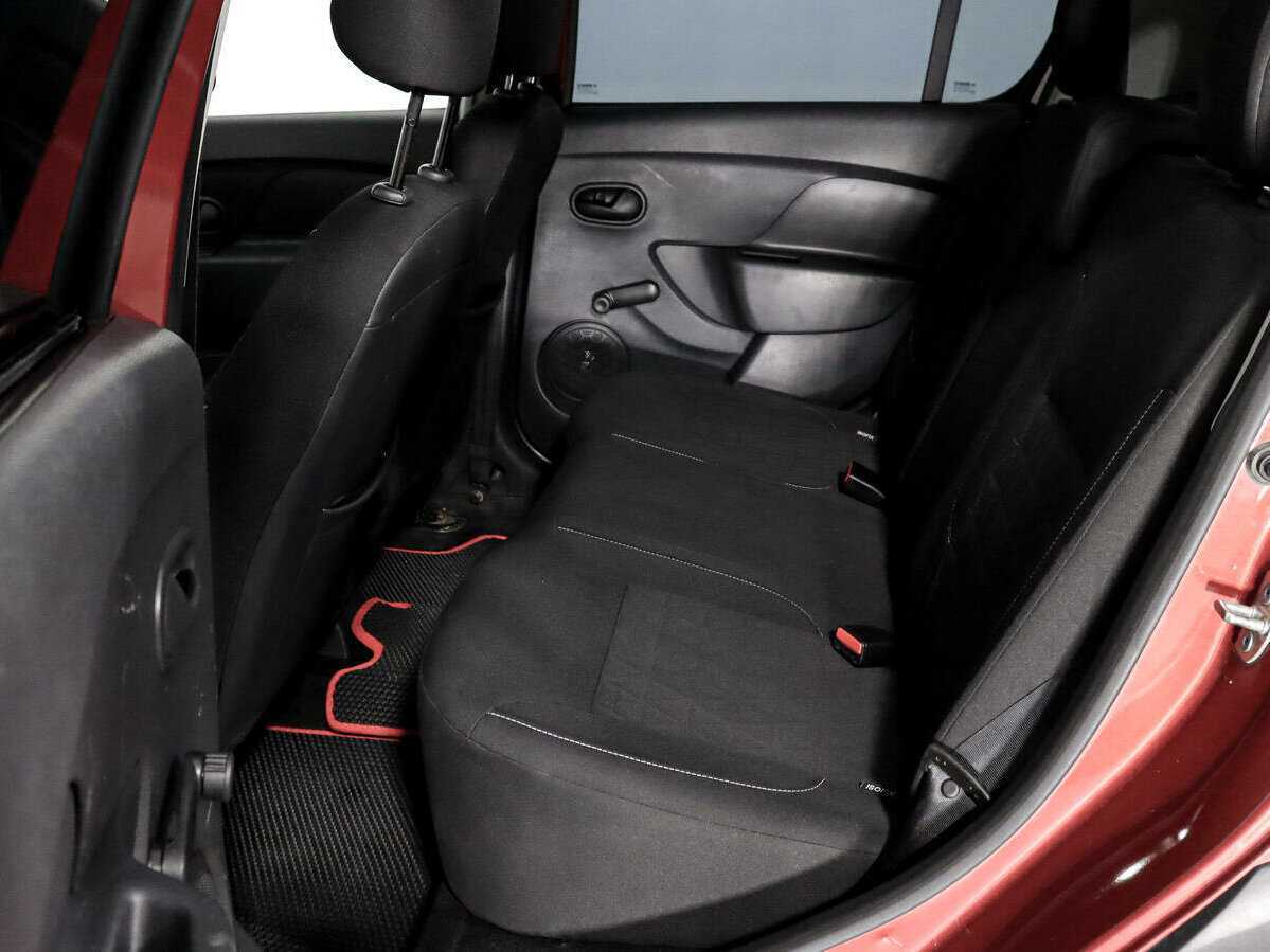 Купить Renault Sandero Stepway, 2016, 80 720 км, фото №10