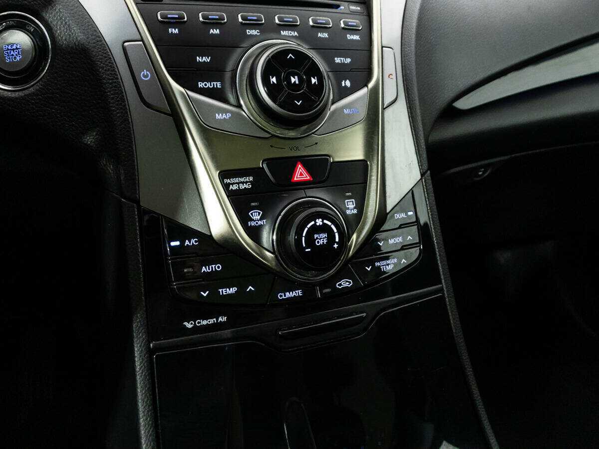 Купить Hyundai Grandeur, 2013, 338 731 км, фото №19