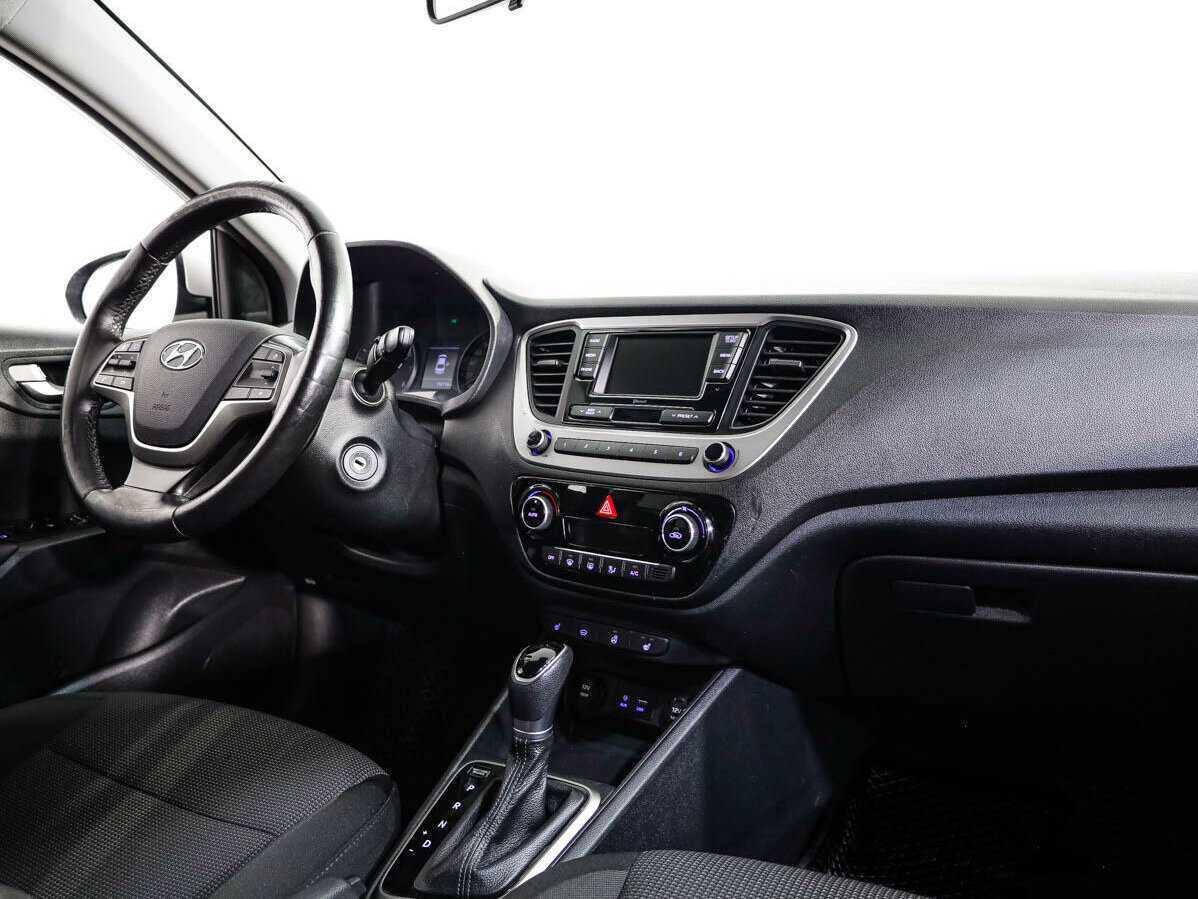 Купить Hyundai Solaris, 2018, 146 718 км, фото №8