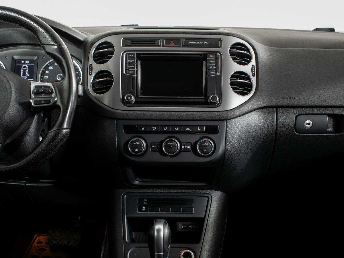 Купить Volkswagen Tiguan, 2016, 165 957 км, фото №9