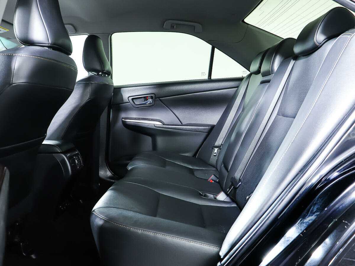 Купить Toyota Camry, 2016, 315 806 км, фото №9