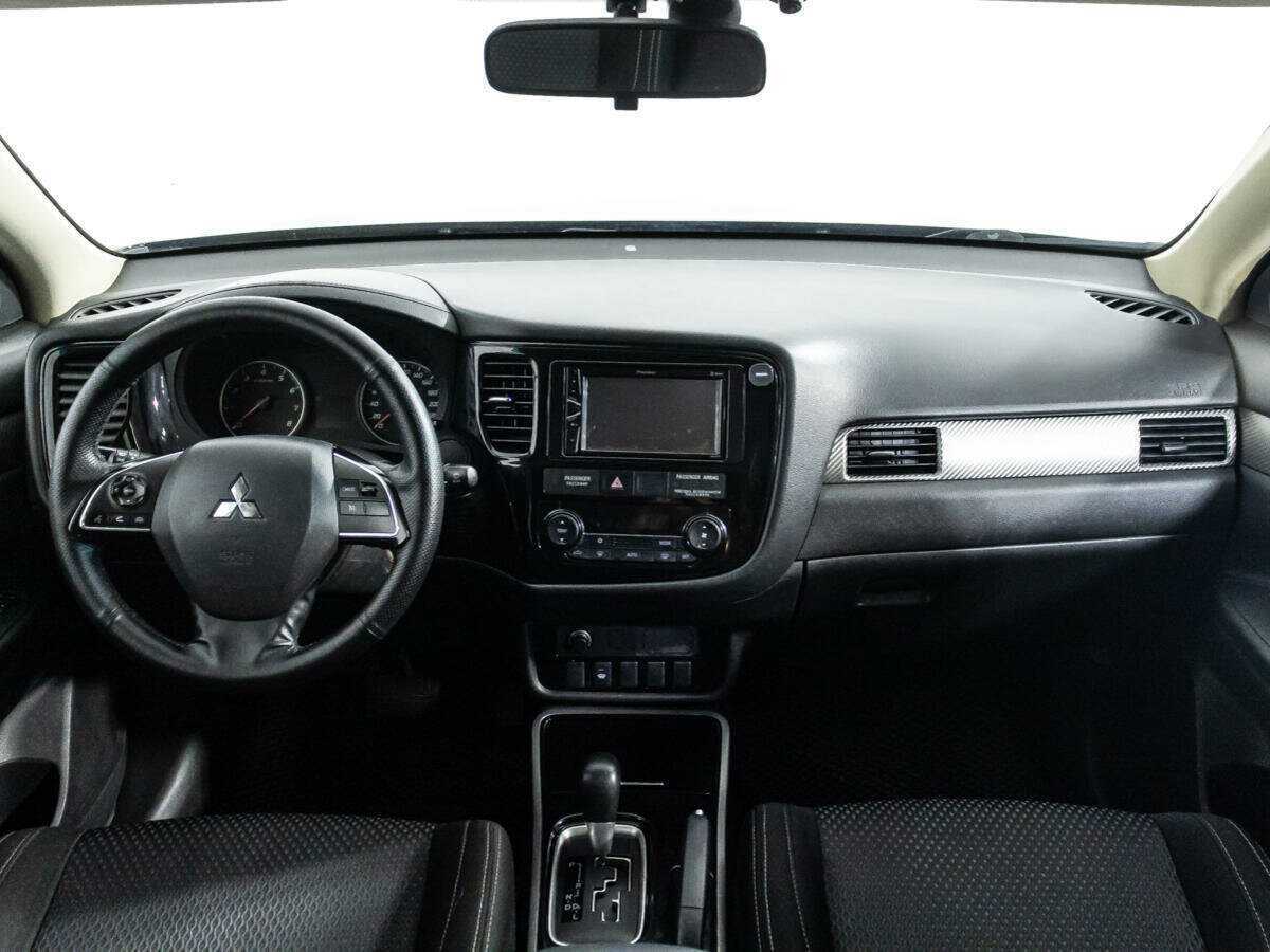 Купить Mitsubishi Outlander, 2017, 108 590 км, фото №12