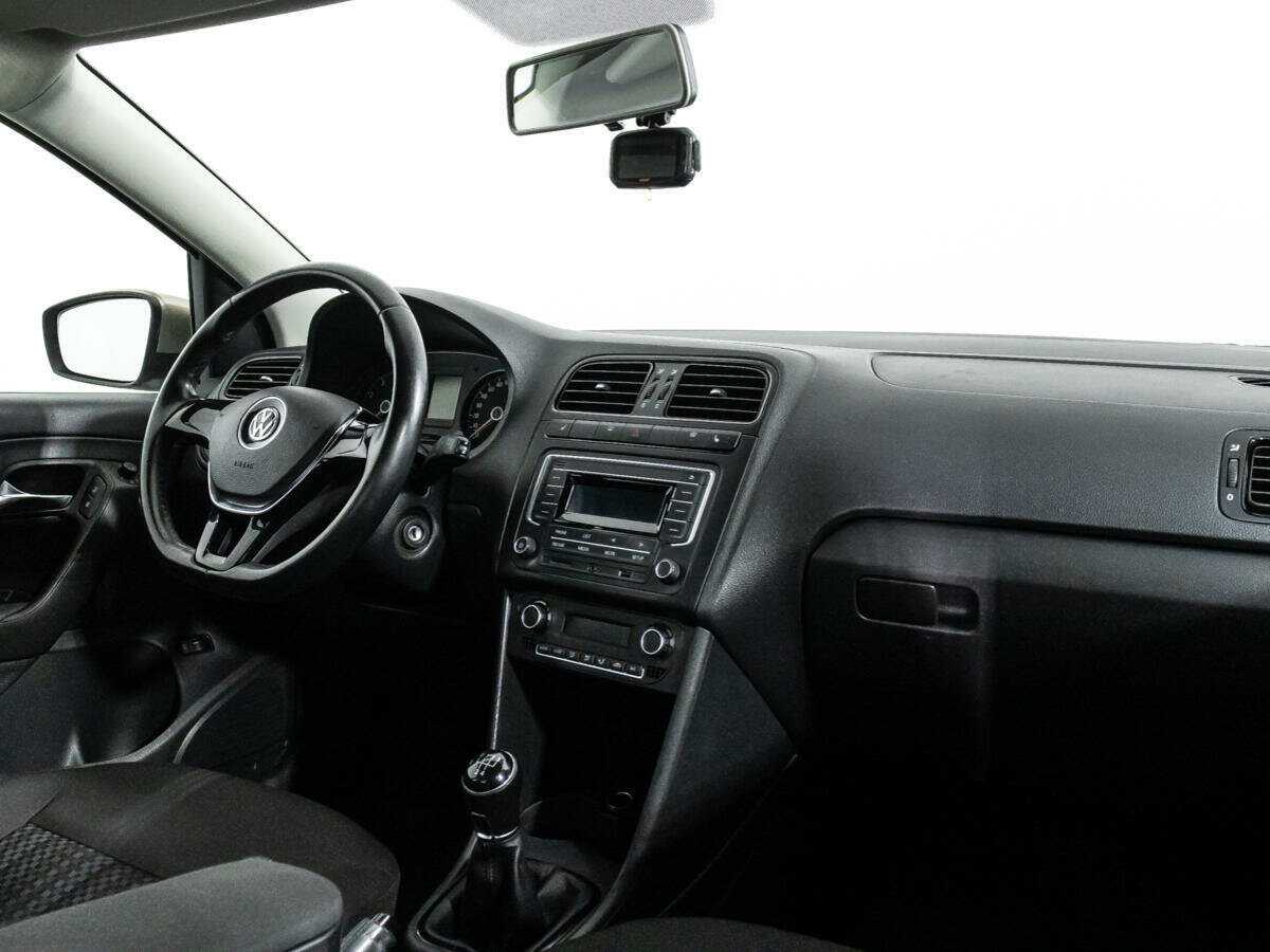 Купить Volkswagen Polo, 2016, 162 707 км, фото №9