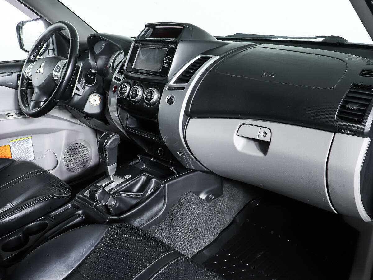 Купить Mitsubishi Pajero Sport, 2014, 230 429 км, фото №8
