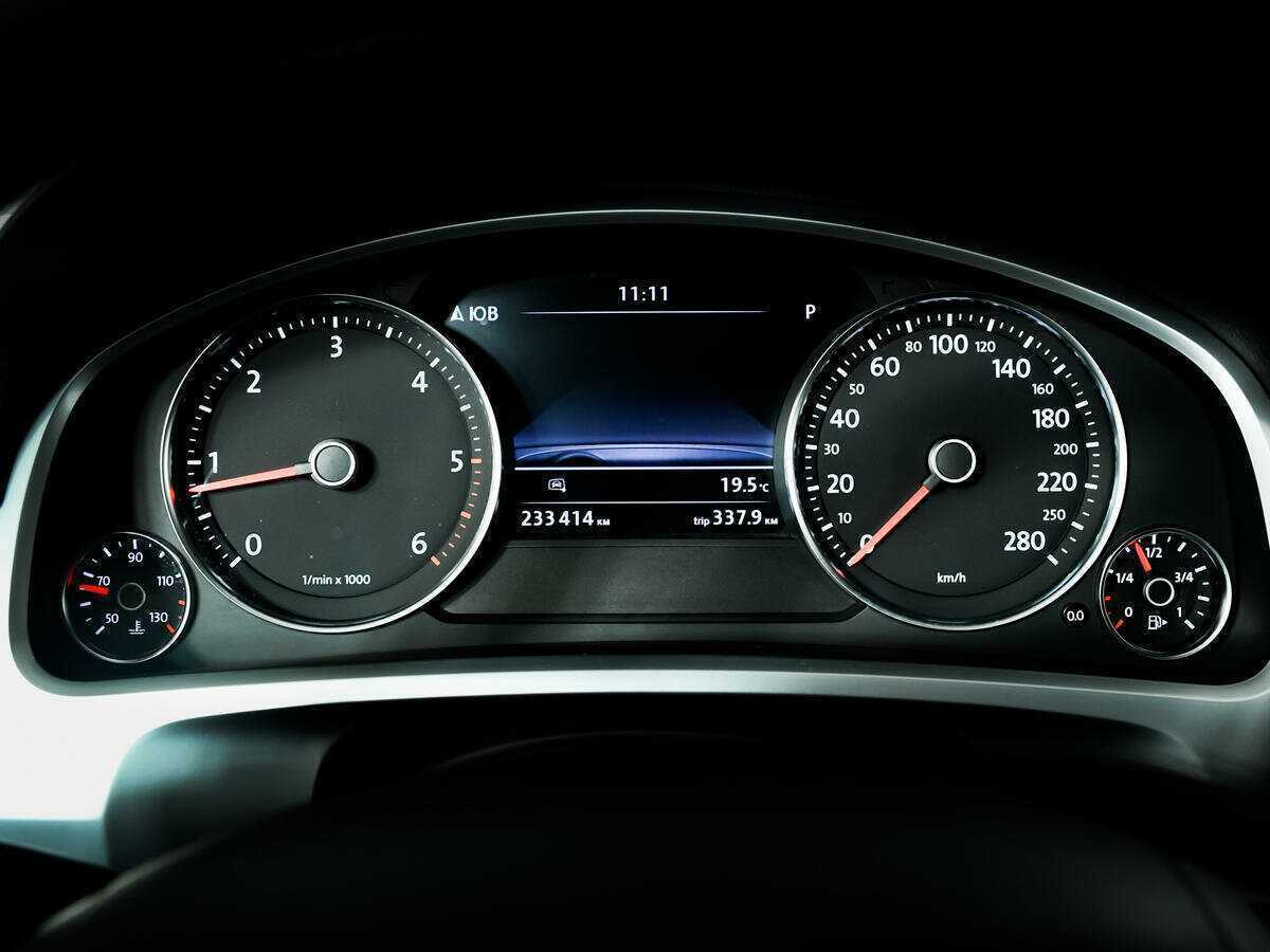 Купить Volkswagen Touareg, 2012, 233 412 км, фото №10