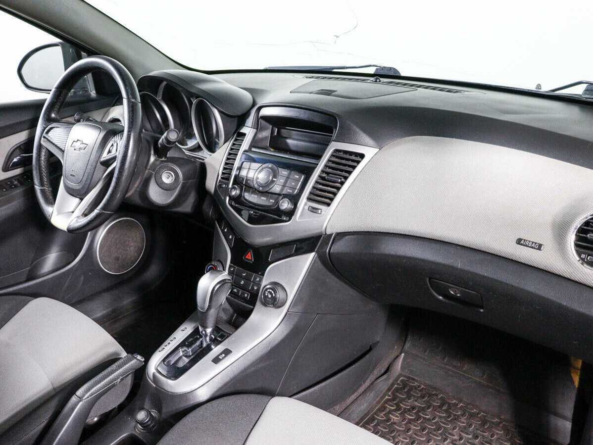 Купить Chevrolet Cruze, 2012, 290 000 км, фото №9