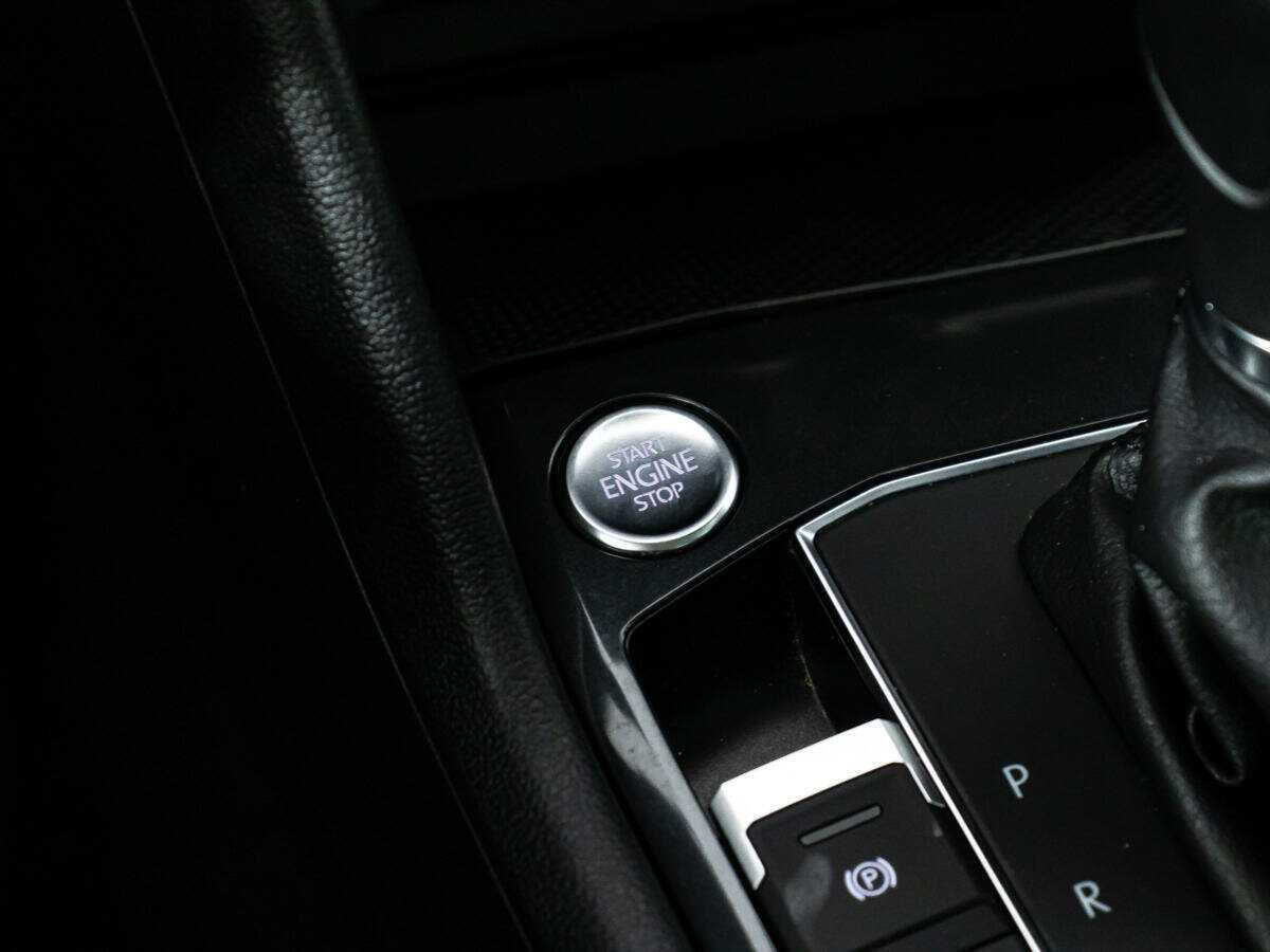 Купить Volkswagen Tiguan, 2018, 141 557 км, фото №18