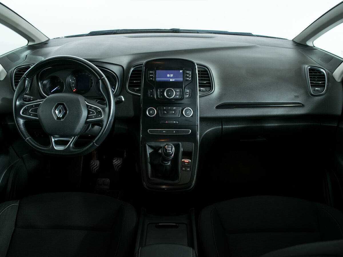 Купить Renault Scenic, 2017, 87 433 км, фото №12