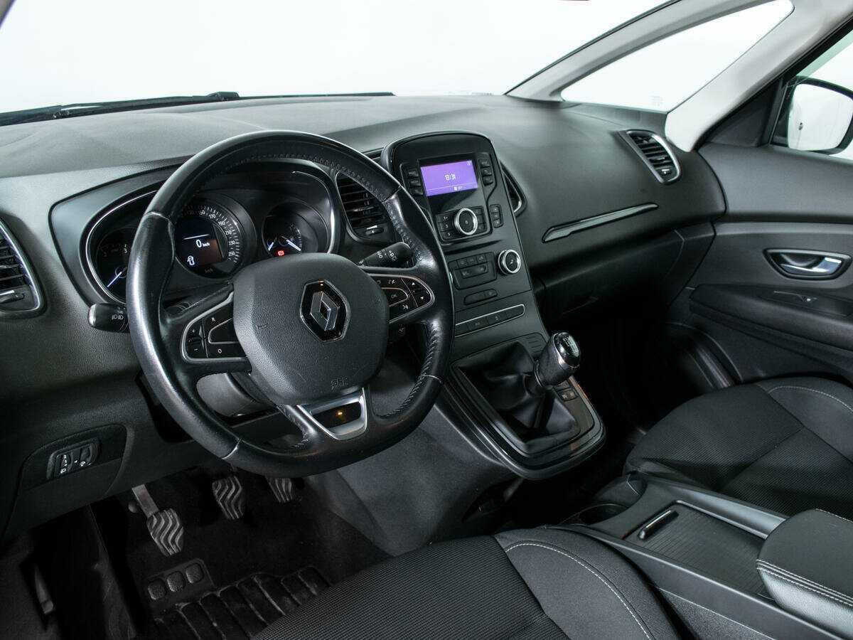 Купить Renault Scenic, 2017, 87 433 км, фото №14