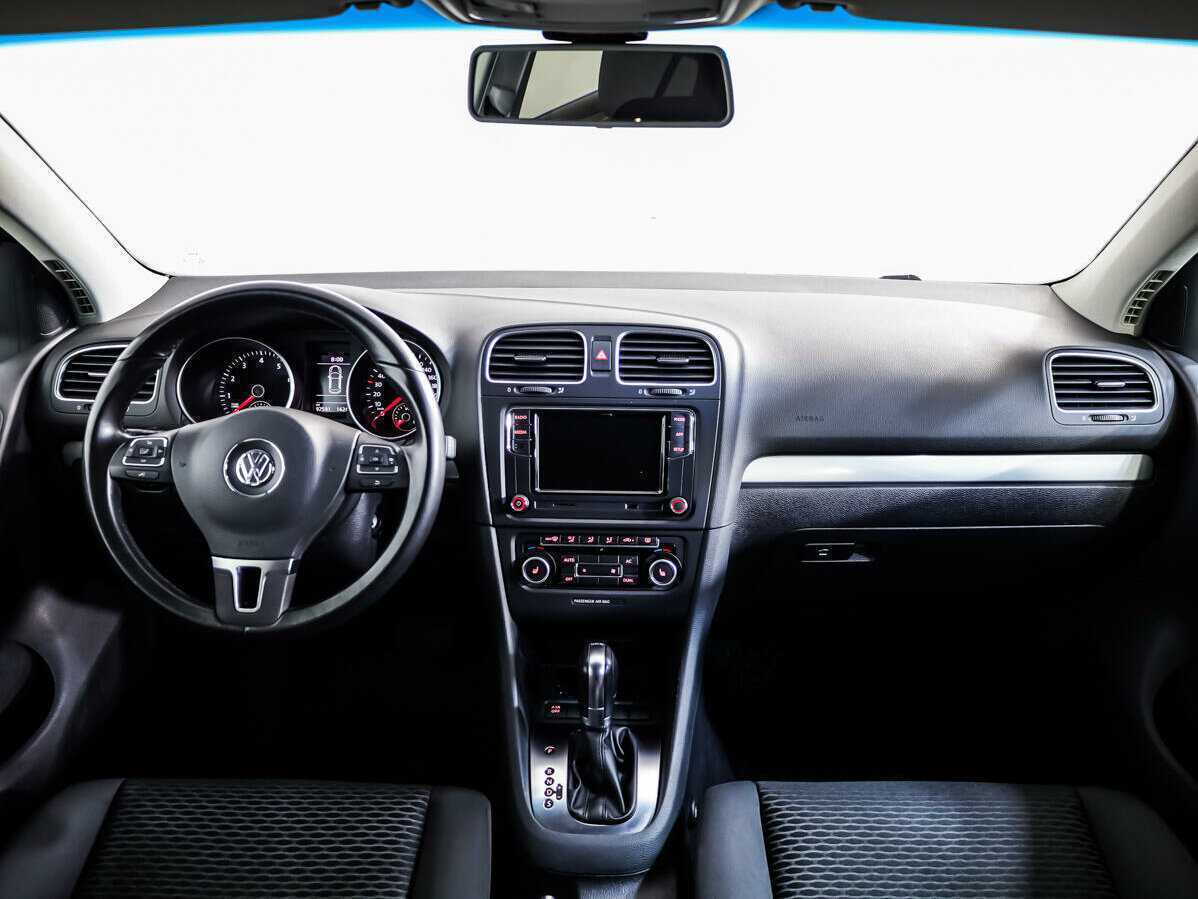 Купить Volkswagen Golf, 2012, 92 591 км, фото №9