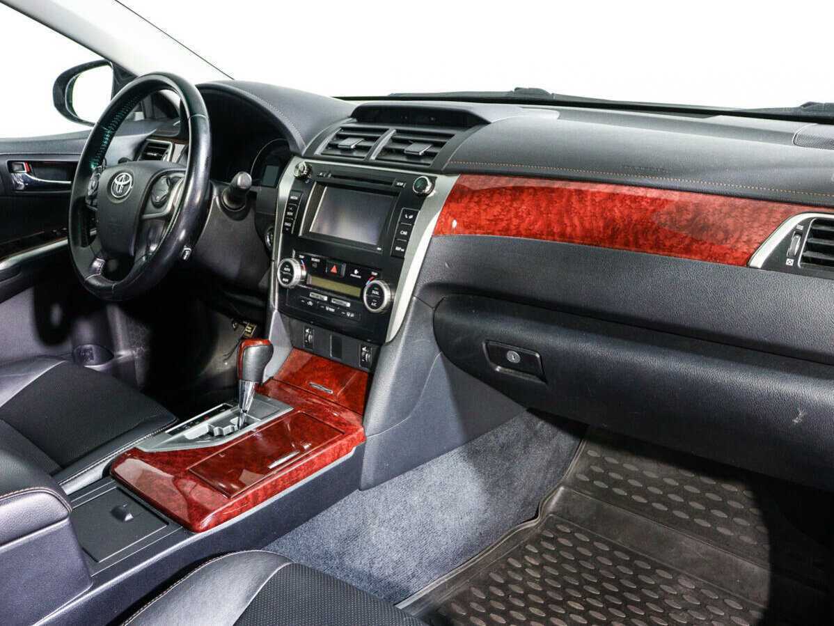 Купить Toyota Camry, 2014, 134 000 км, фото №9