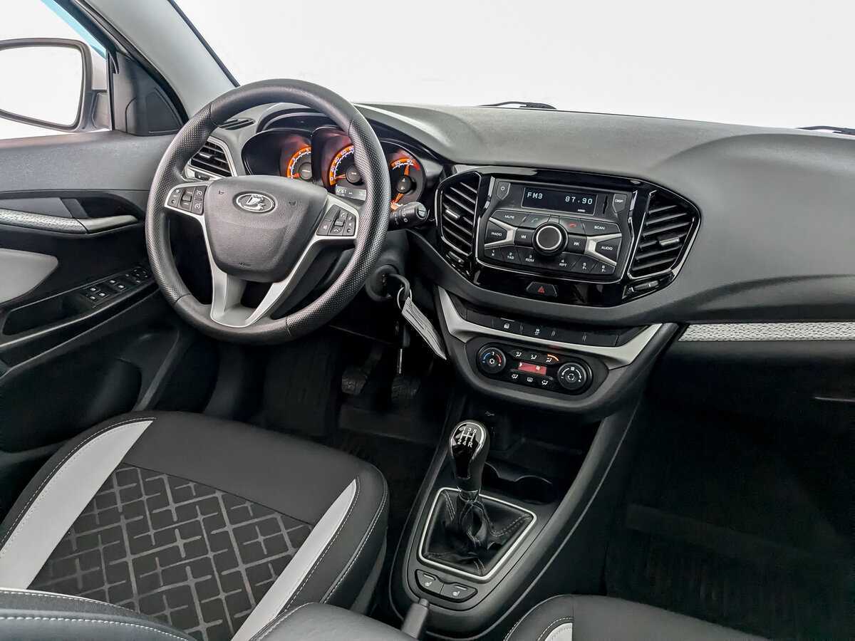 Купить Lada (ВАЗ) Vesta SW Cross, 2019, 62 764 км, фото №22