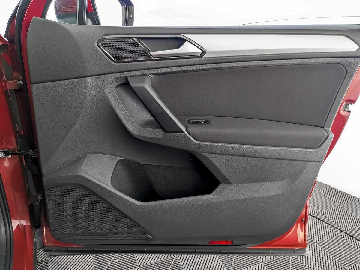 Купить Volkswagen Tiguan, 2017, 76 816 км, фото №19