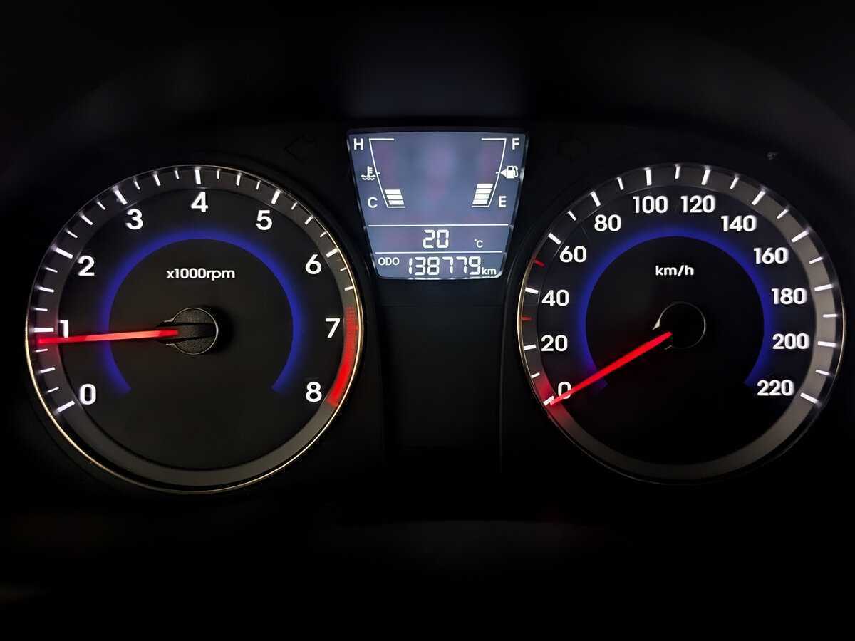 Купить Hyundai Solaris, 2012, 138 770 км, фото №11