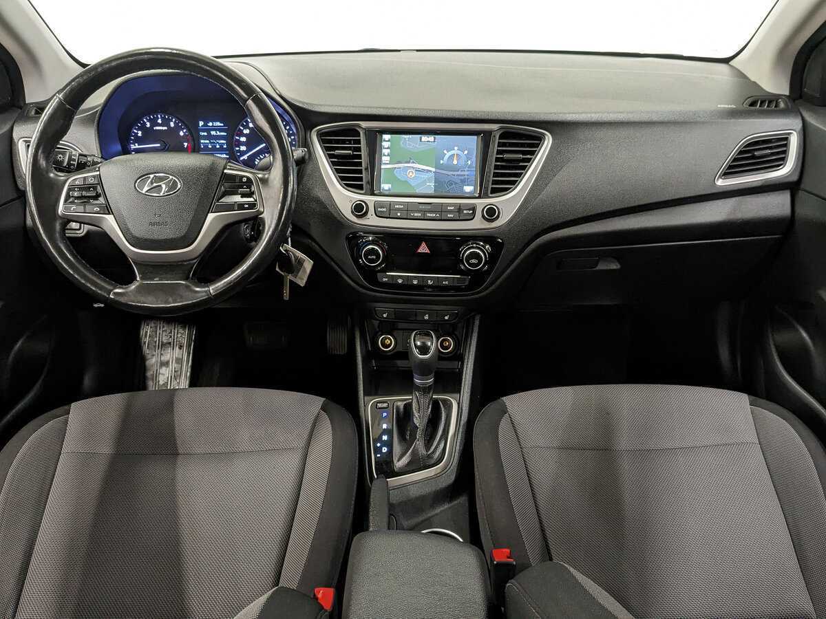 Купить Hyundai Solaris, 2018, 129 664 км, фото №10