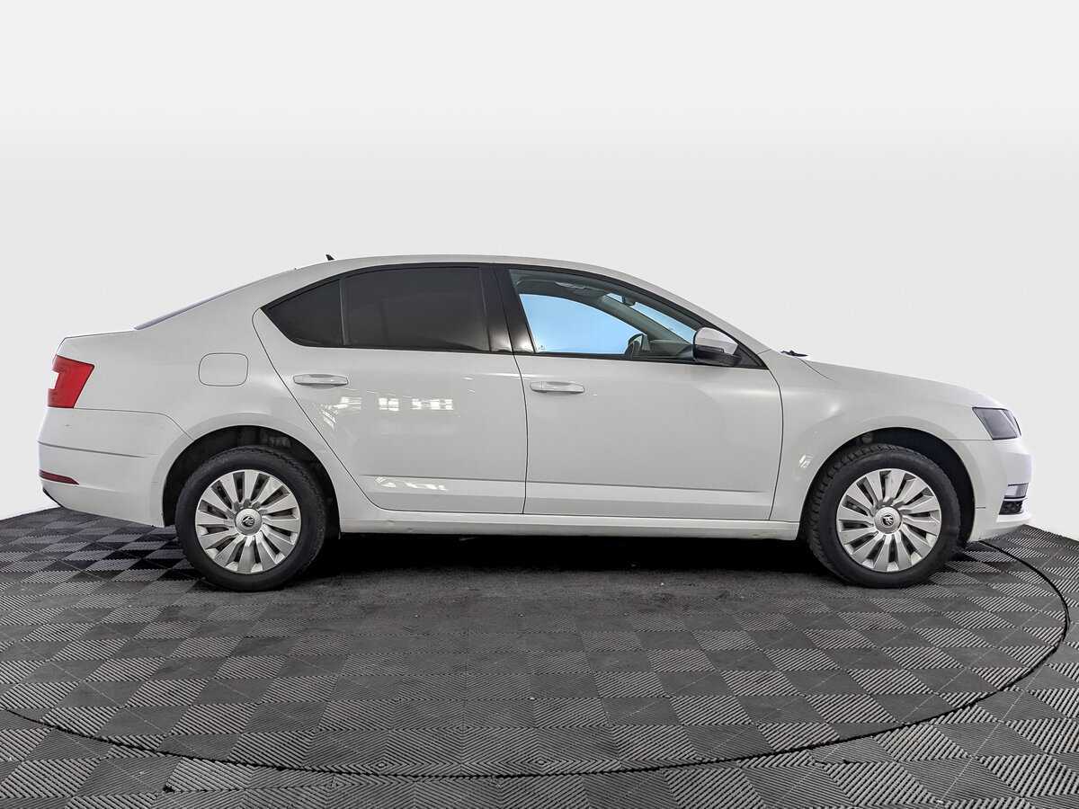 Купить Skoda Octavia, 2017, 201 226 км, фото №4
