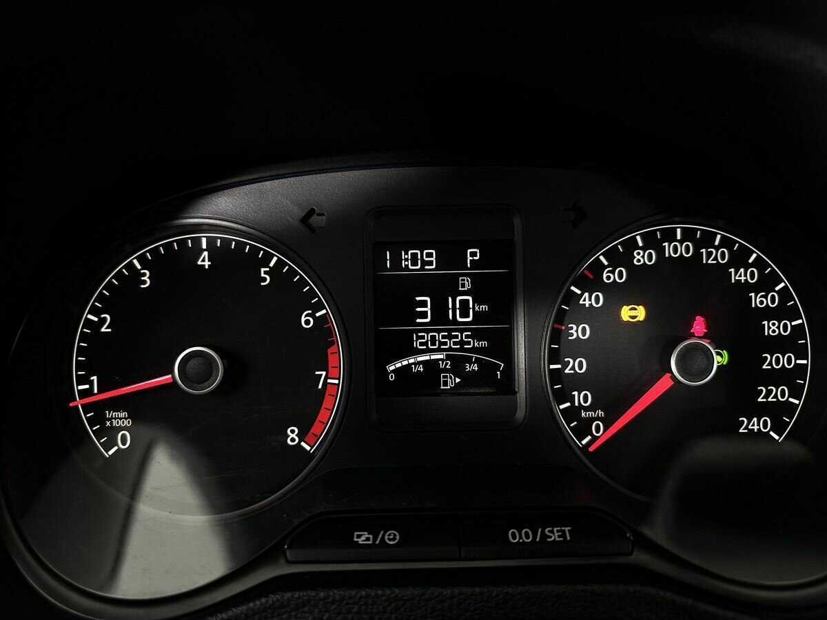 Купить Volkswagen Polo, 2016, 120 441 км, фото №11