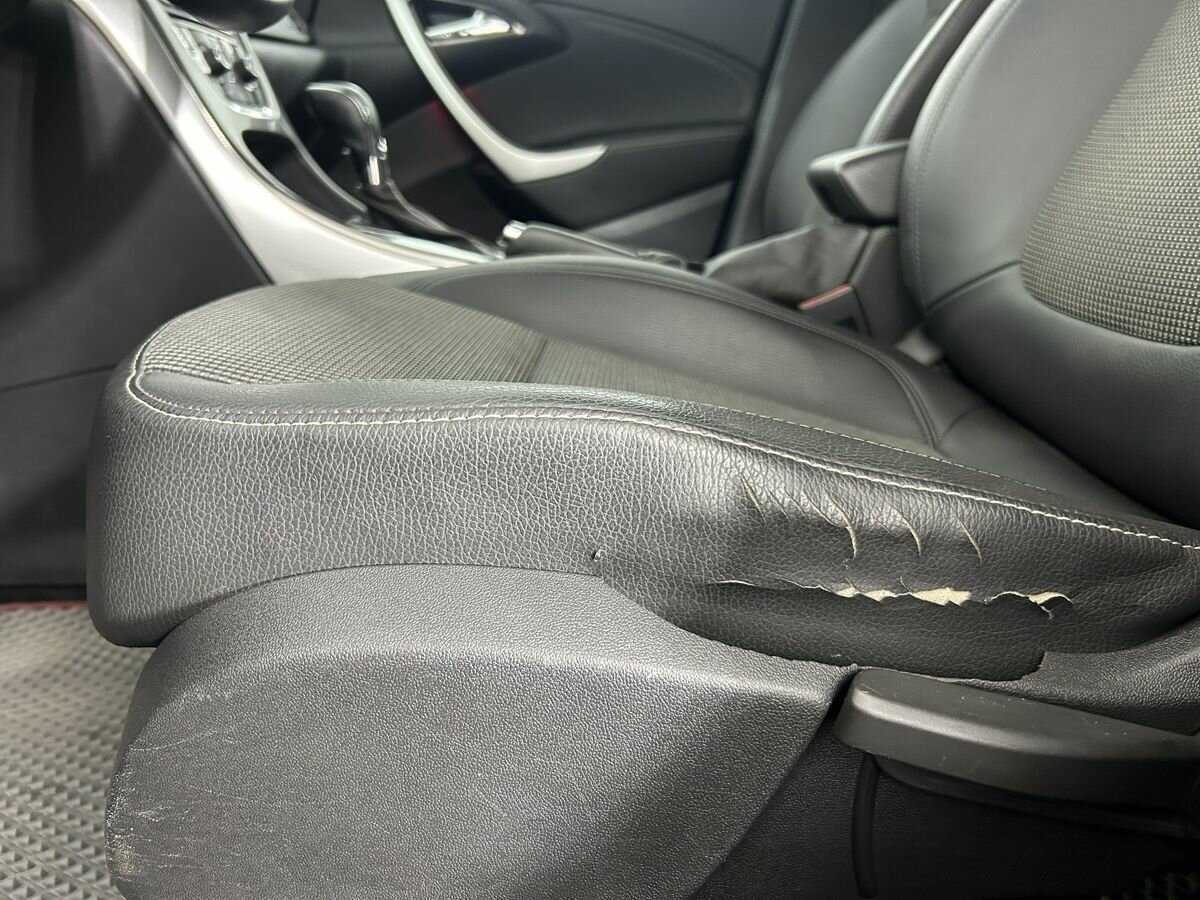 Купить Opel Astra, 2012, 176 107 км, фото №10