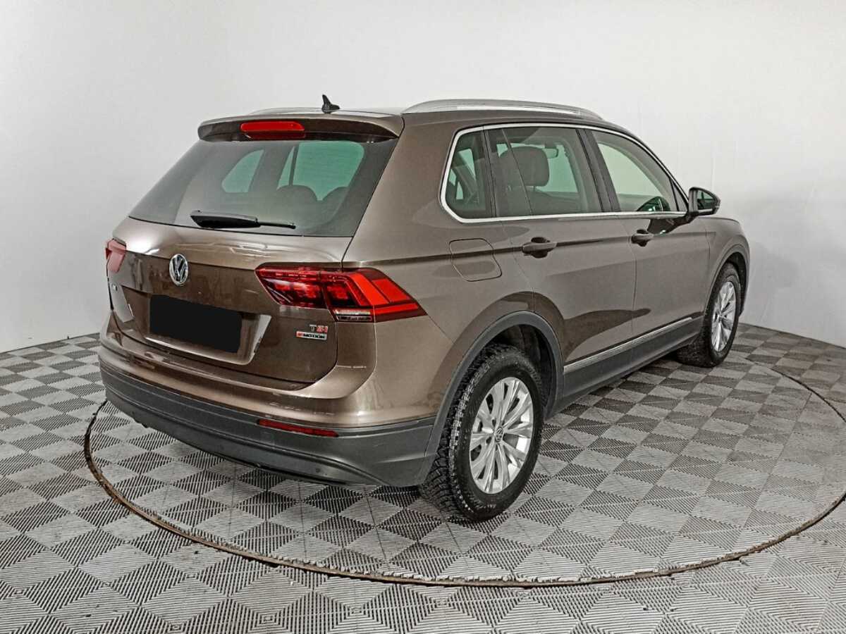 Купить Volkswagen Tiguan, 2017, 75 314 км, фото №5