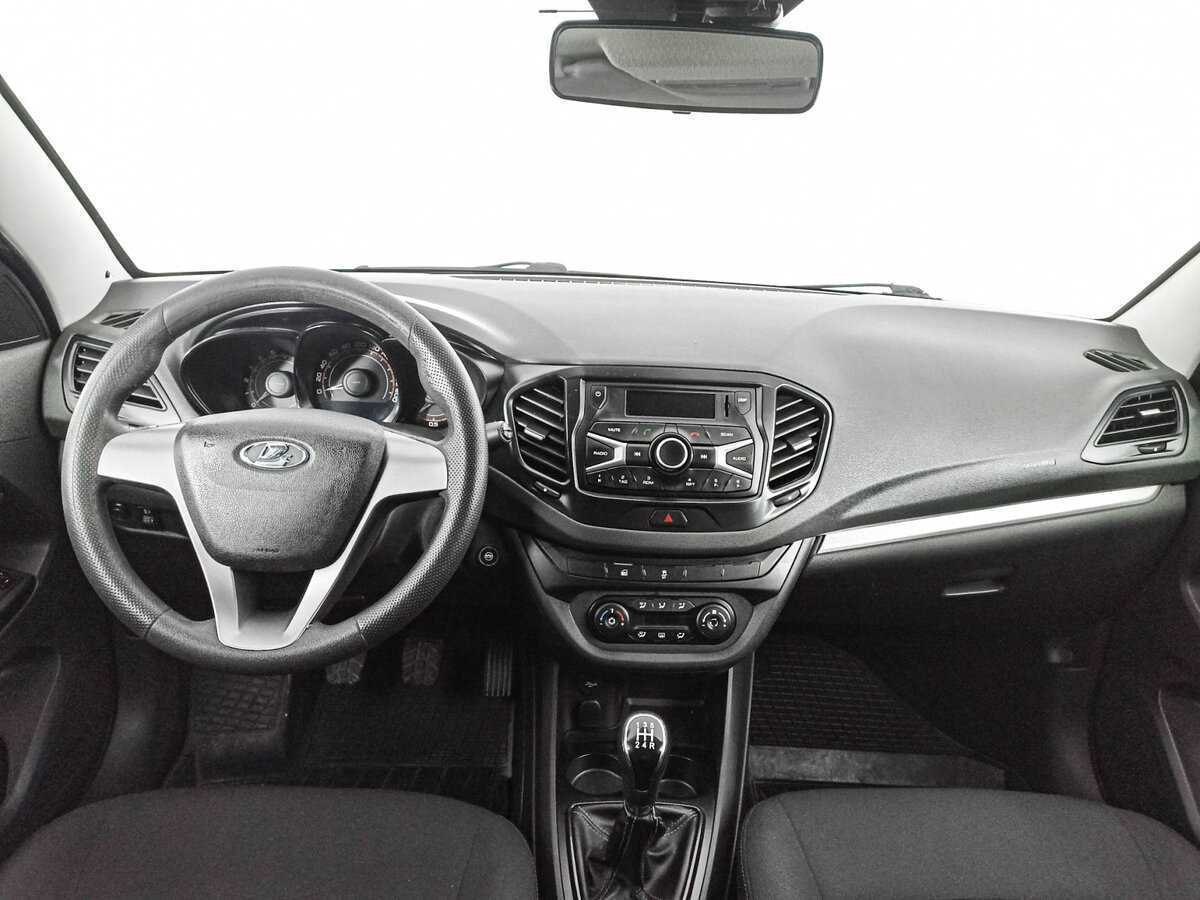 Купить Lada (ВАЗ) Vesta, 2017, 156 400 км, фото №12