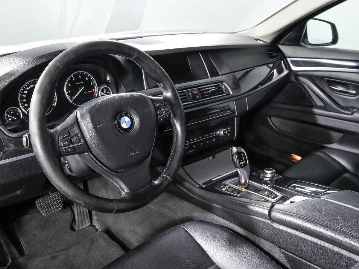 Купить BMW 5 серии 520i, 2014, 257 766 км, фото №12