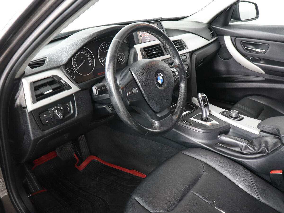 Купить BMW 3 серии 320i, 2013, 217 843 км, фото №12