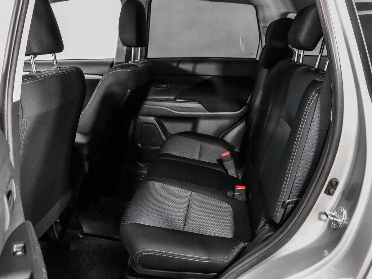 Купить Mitsubishi Outlander, 2018, 61 896 км, фото №10