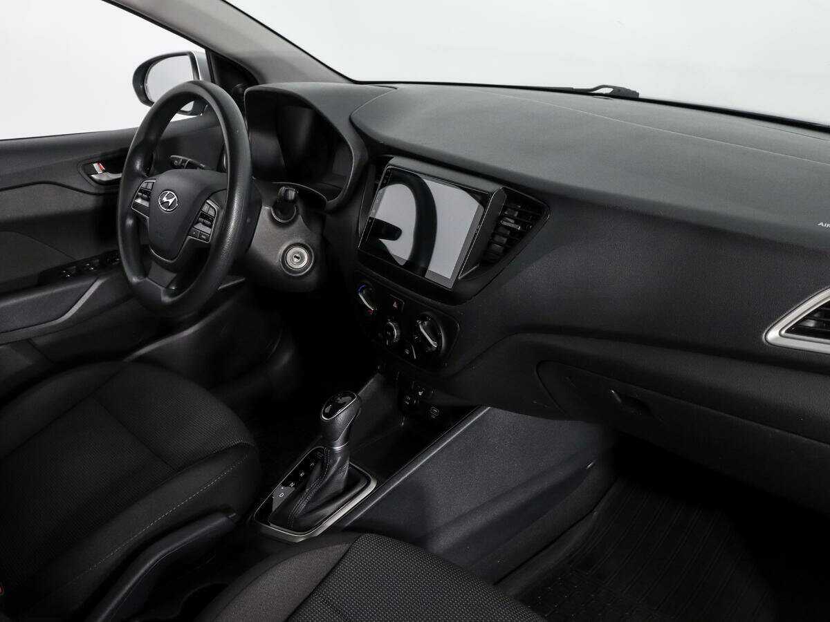 Купить Hyundai Solaris, 2019, 160 454 км, фото №12