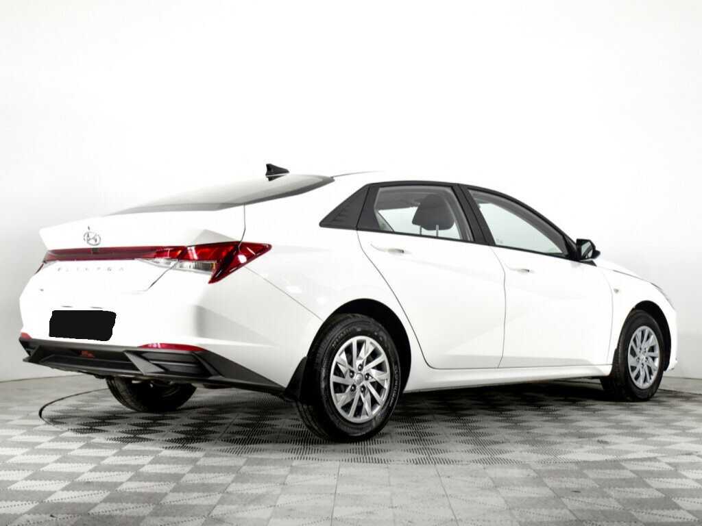 Купить Hyundai Elantra, 2021, 55 138 км, фото №4