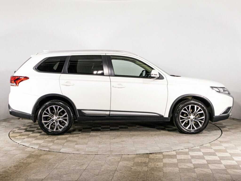 Купить Mitsubishi Outlander, 2018, 47 168 км, фото №4
