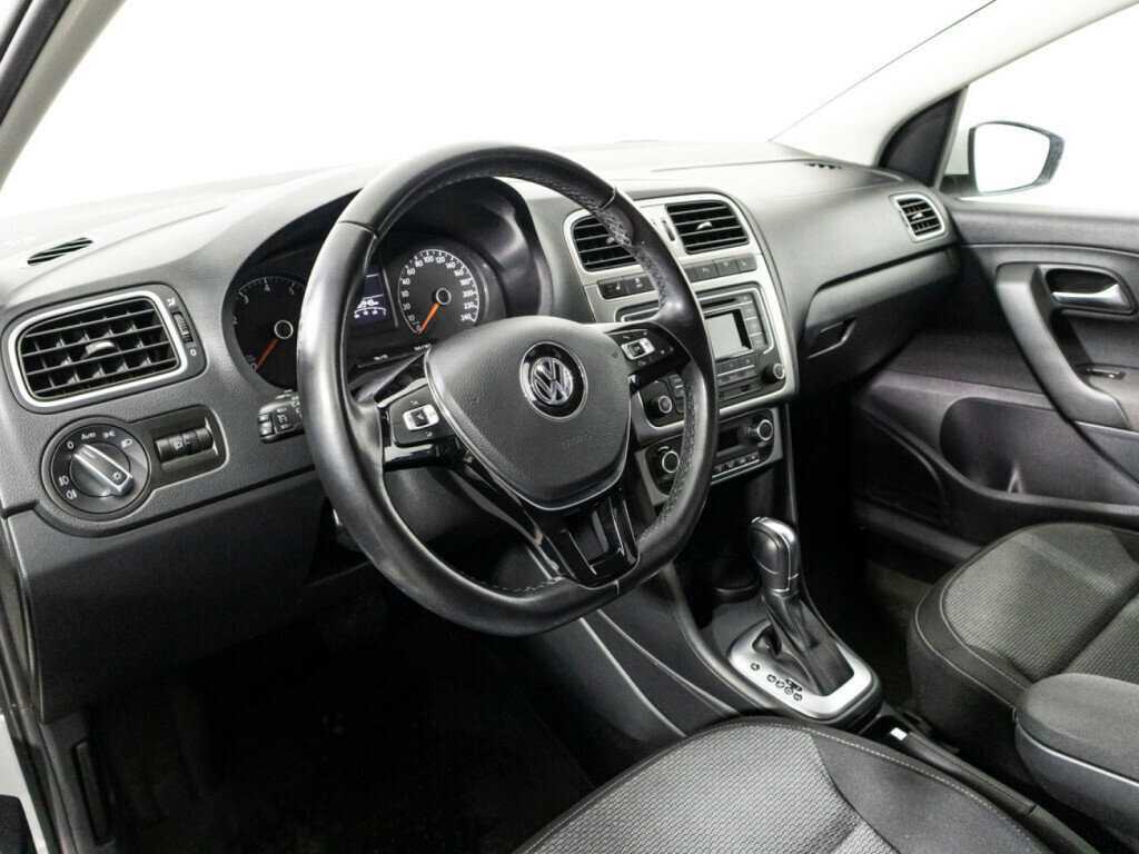 Купить Volkswagen Polo, 2017, 96 944 км, фото №11