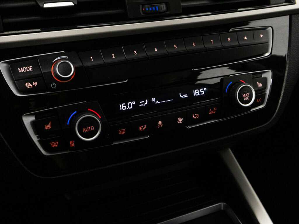 Купить BMW 1 серии 118i, 2017, 149 074 км, фото №16