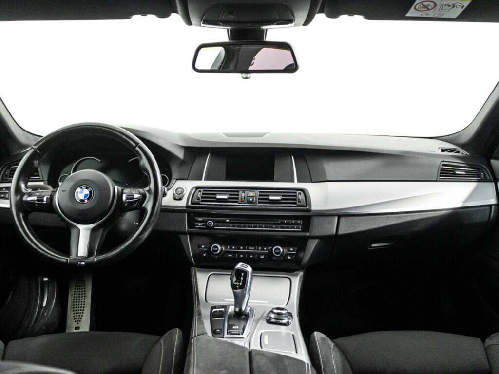 Купить BMW 5 серии 520i, 2016, 131 551 км, фото №13