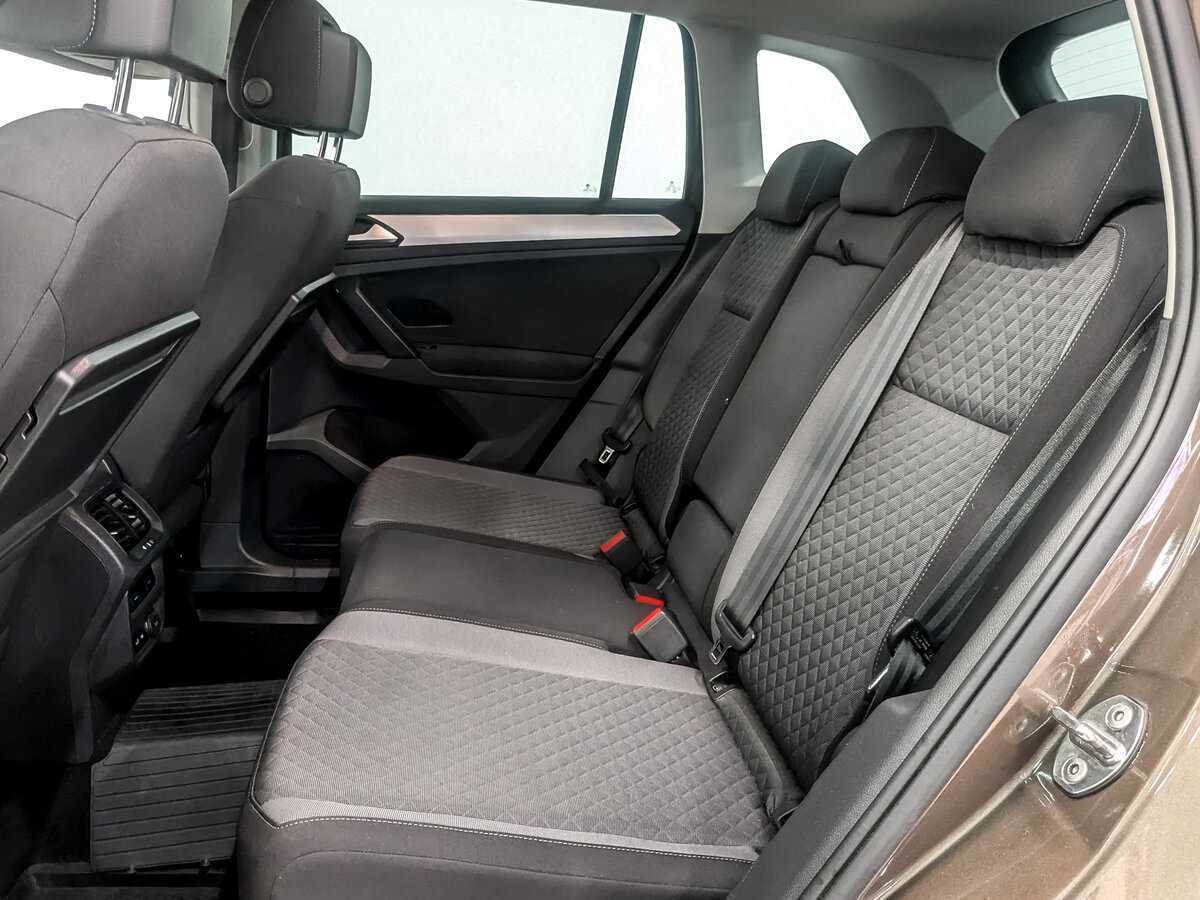 Купить Volkswagen Tiguan, 2019, 93 621 км, фото №12