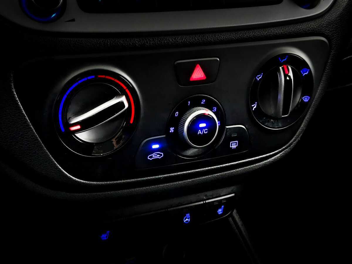 Купить Hyundai Solaris, 2018, 128 050 км, фото №24