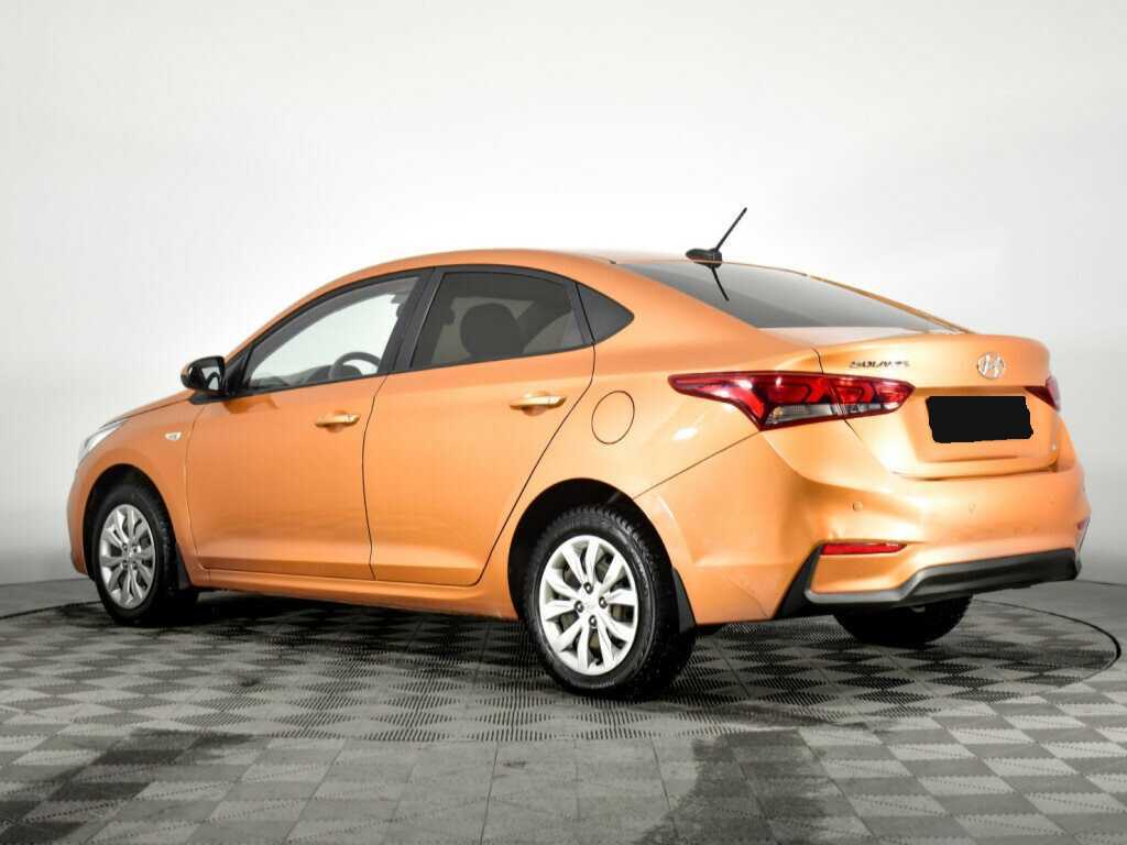 Купить Hyundai Solaris, 2017, 118 971 км, фото №7