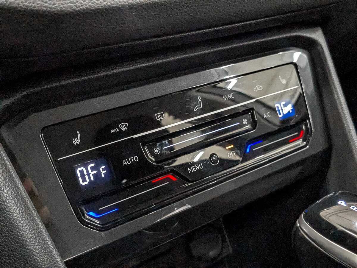 Купить Volkswagen Tiguan, 2021, 133 209 км, фото №19