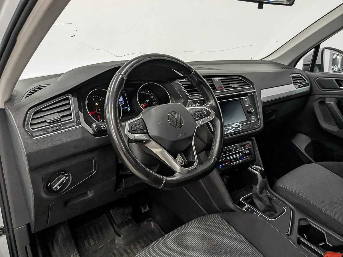 Купить Volkswagen Tiguan, 2021, 163 785 км, фото №13