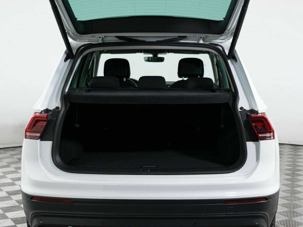 Купить Volkswagen Tiguan, 2018, 170 548 км, фото №7