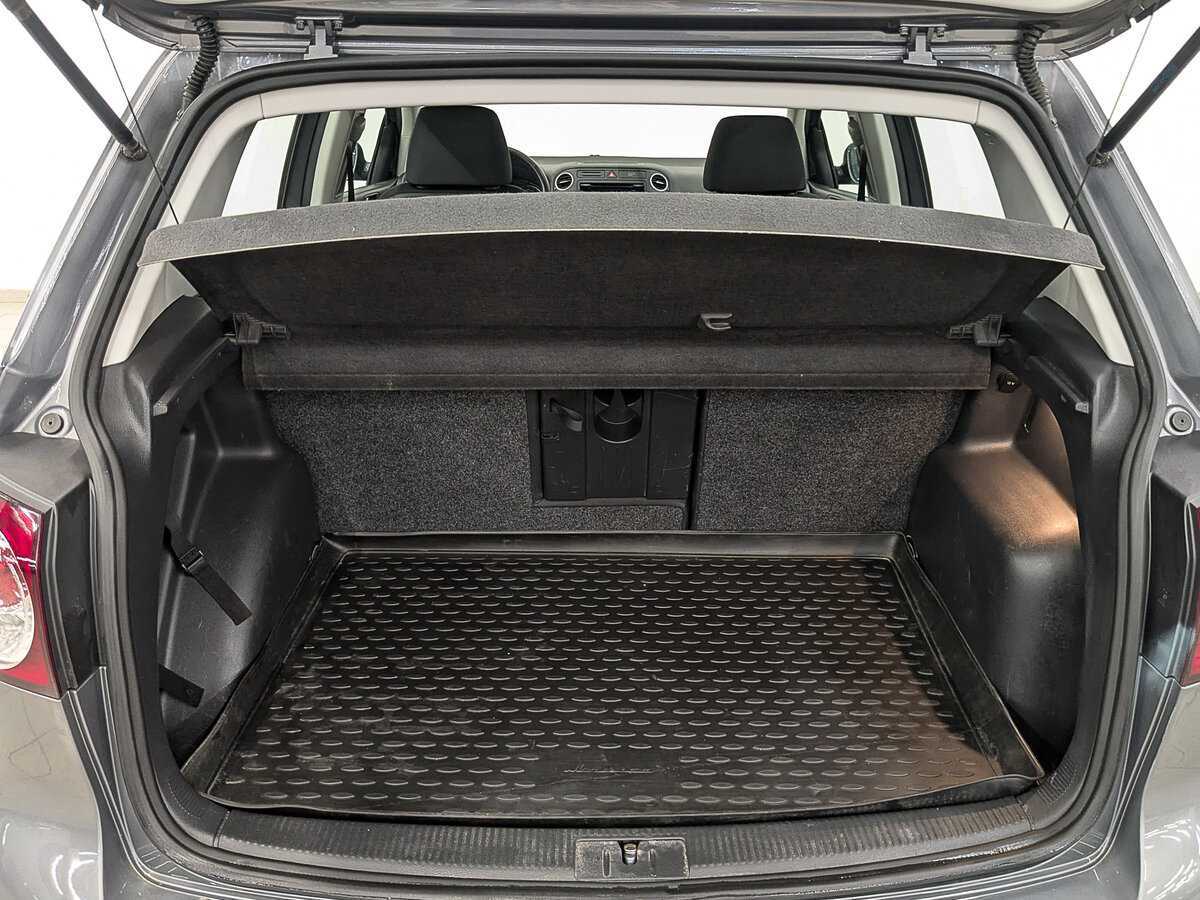 Купить Volkswagen Golf Plus, 2012, 36 733 км, фото №10