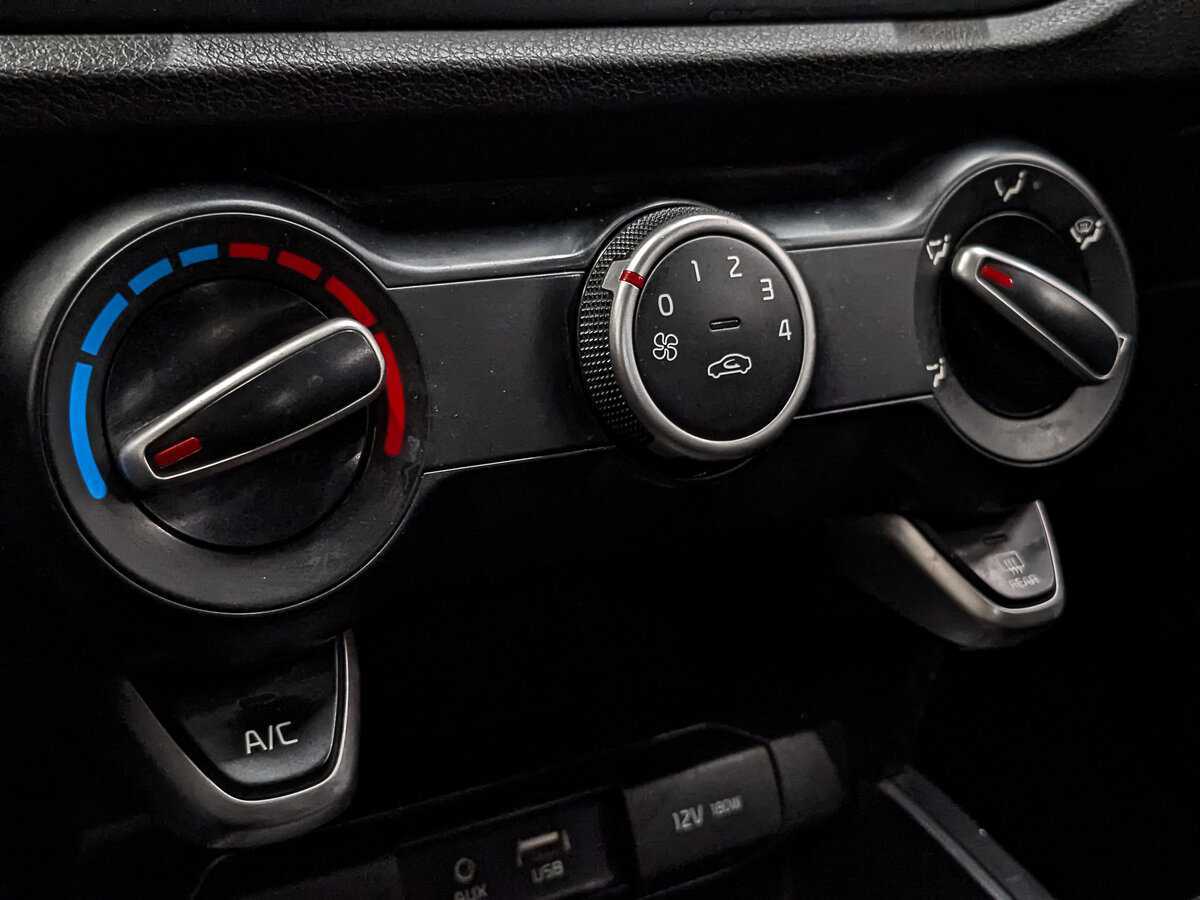 Купить Kia Rio X-Line, 2020, 190 362 км, фото №18