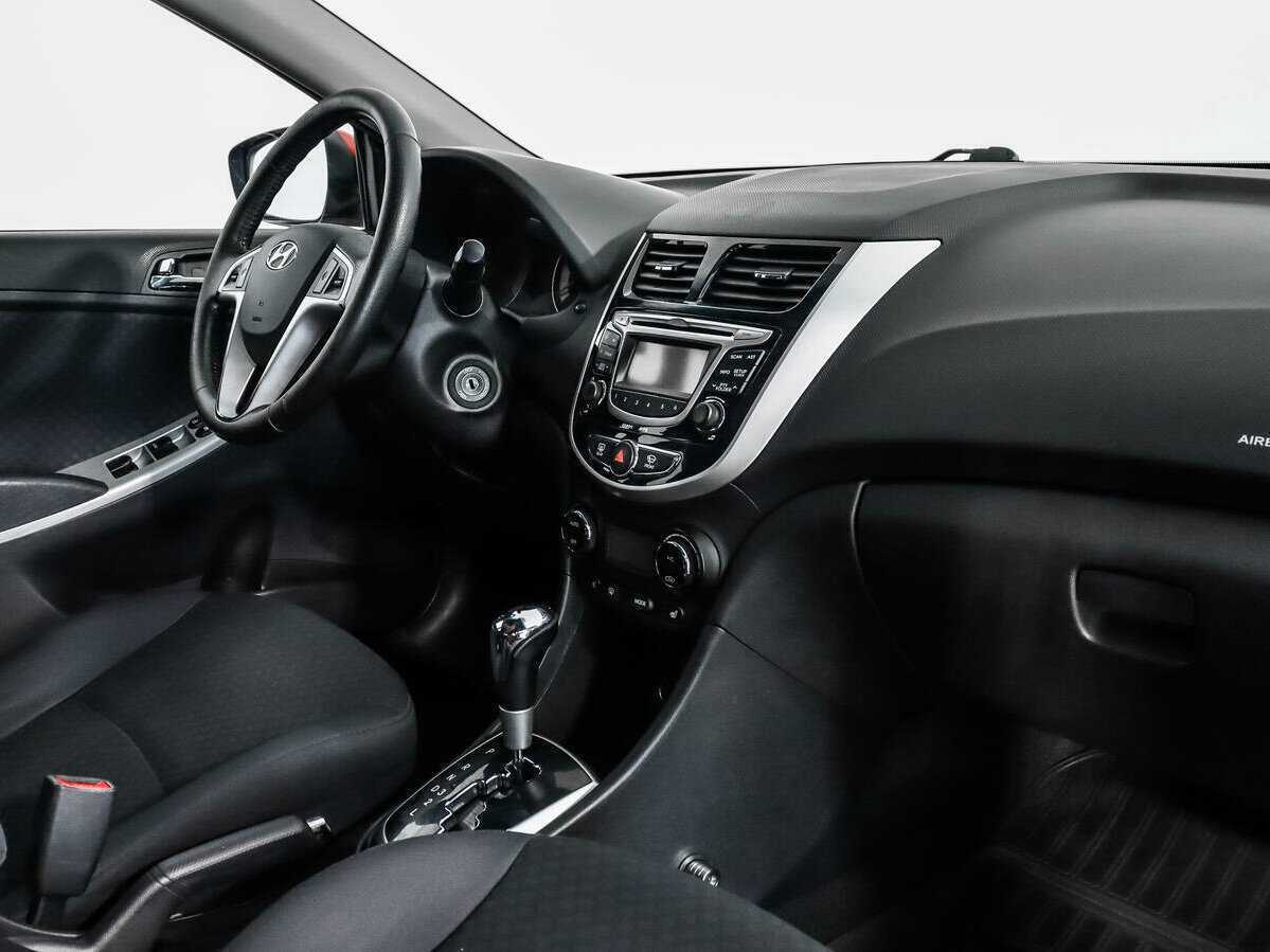 Купить Hyundai Solaris, 2012, 178 262 км, фото №11