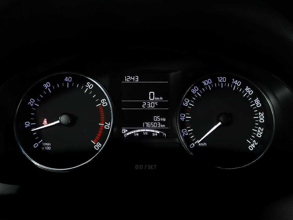 Купить Skoda Rapid, 2017, 176 502 км, фото №12