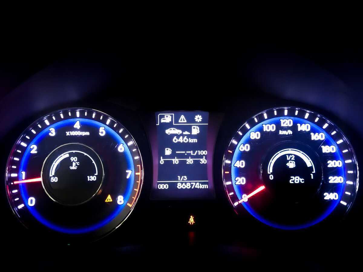 Купить Hyundai i40, 2016, 86 868 км, фото №13