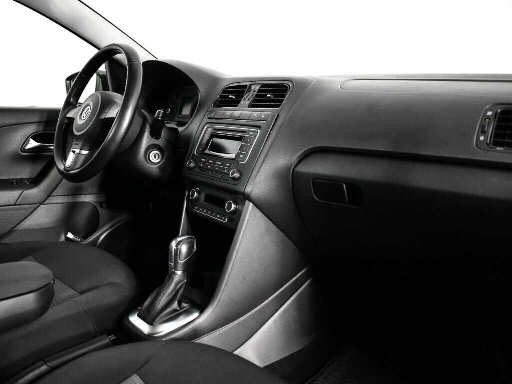Купить Volkswagen Polo, 2015, 129 565 км, фото №9
