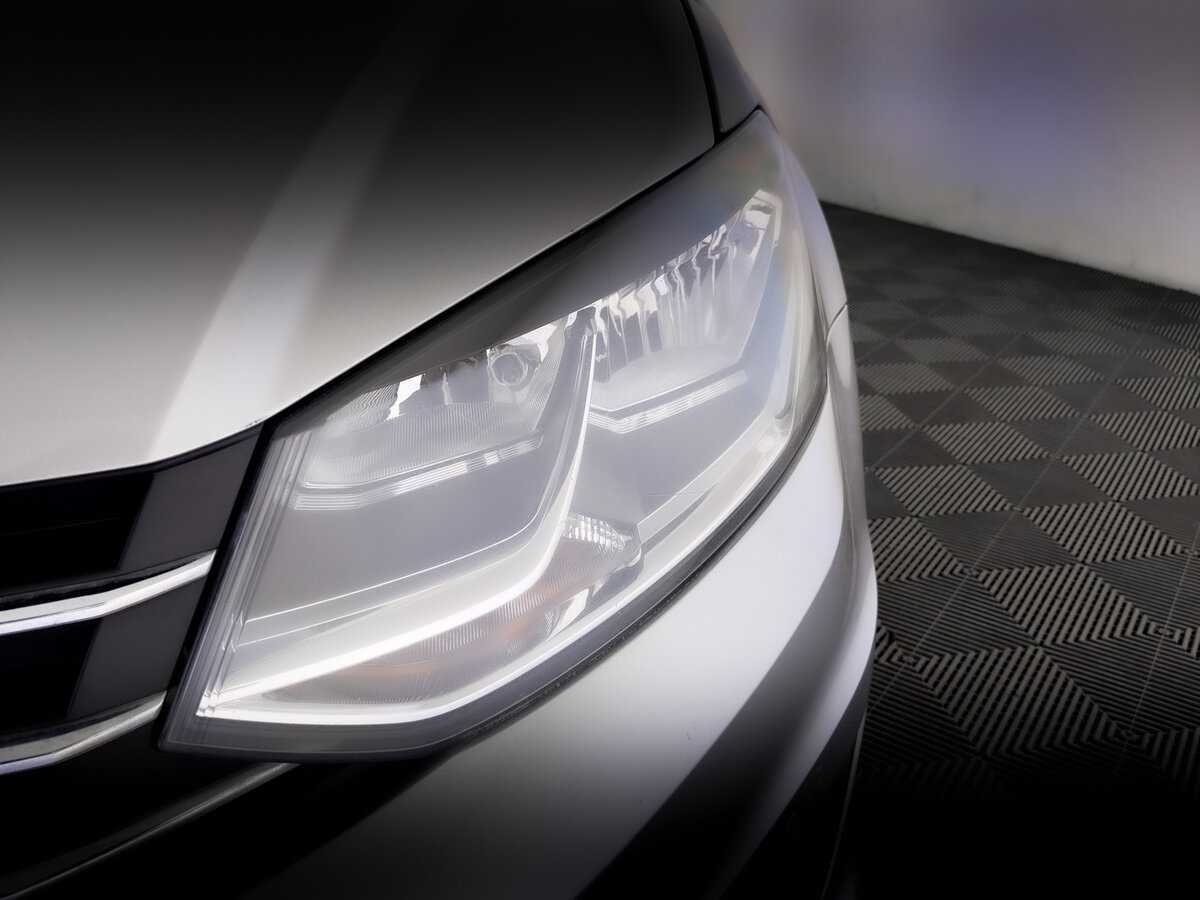 Купить Volkswagen Polo, 2019, 119 828 км, фото №17